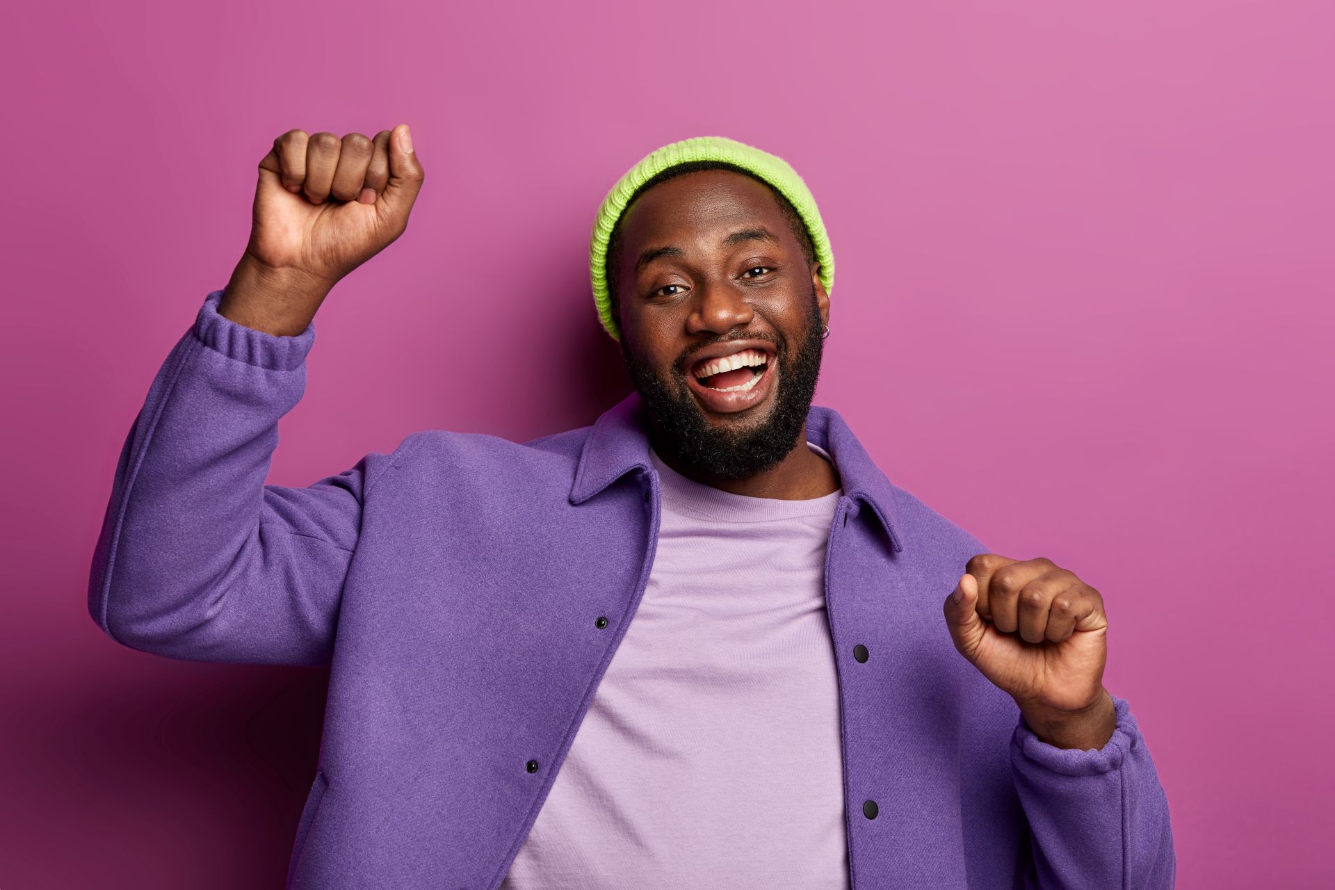 overjoyed-dark-skinned-man-clenches-fists-while-da-2025-01-24-02-38-50-utc.jpg overjoyed-dark-skinned-man-clenches-fists-while-da-2025-01-24-02-38-50-utc.jpg
